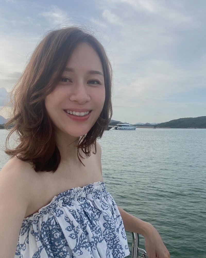 鄺文珣已經(jīng)49歲，卻Keep得好好。 