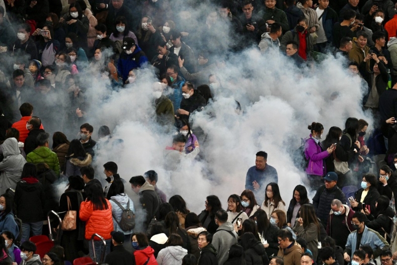 啟德足球測(cè)試賽40分鐘疏散5萬人。