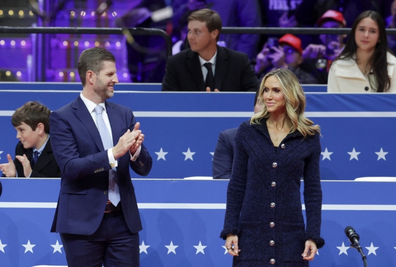 42歲的勞拉是特朗普次子埃里克（左）的妻子。路透社