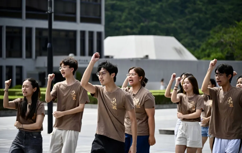 1ab1e546-ba6a-4d50-aef6-26766570c9ea