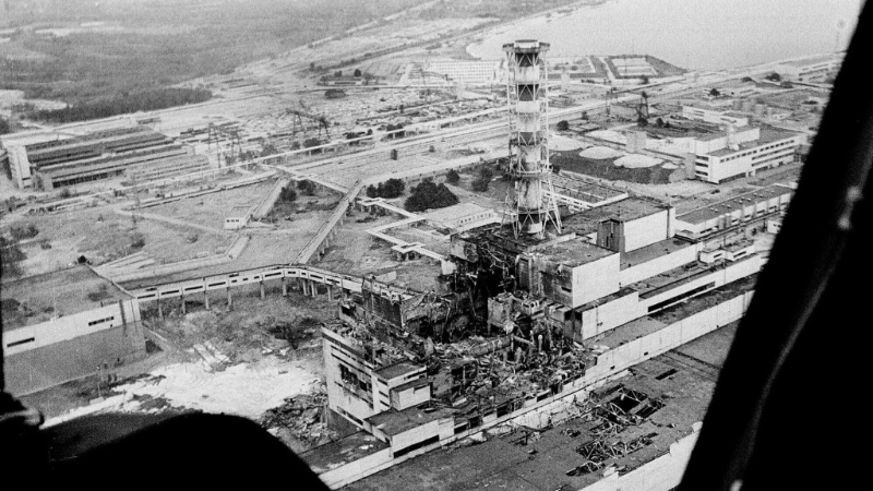 1986年，切爾諾貝爾核電廠(chǎng)第4號(hào)反應(yīng)堆爆炸，向蘇聯(lián)及歐洲部分地區(qū)釋放大量放射性物質(zhì)。 美聯(lián)社