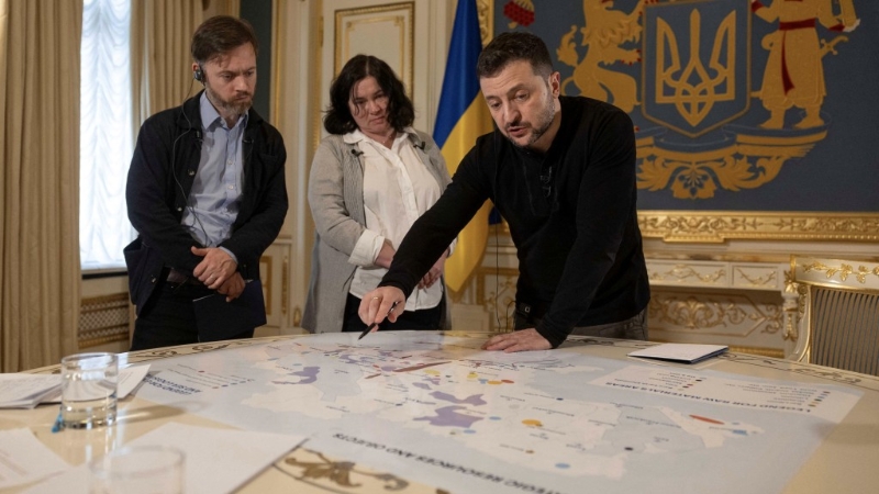 澤連斯基在總統(tǒng)辦公室受訪