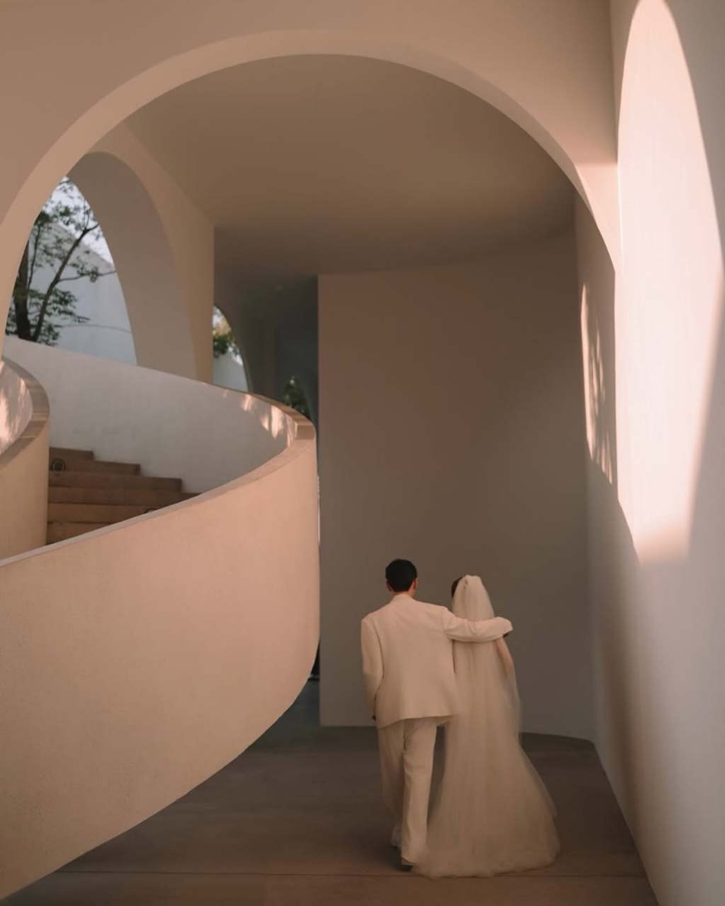 楊丞琳嗨喊“婚禮一周年”，透露在2024年2月18日補(bǔ)辦完婚禮。（圖／楊丞琳IG）