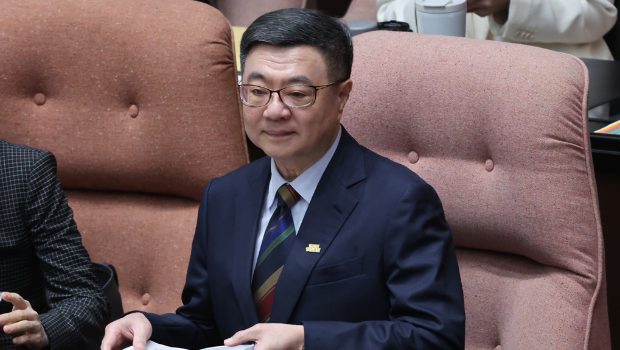 卓榮泰25日赴“立法院”備詢。