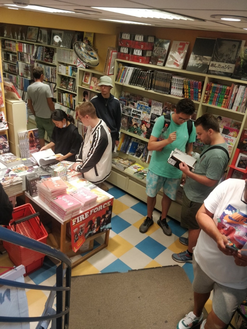 書(shū)店 書(shū)店