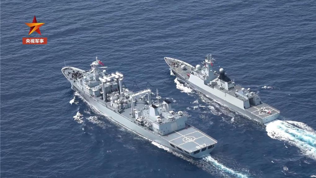 解放軍遵義艦艦艇編隊在太平洋多海域演練。