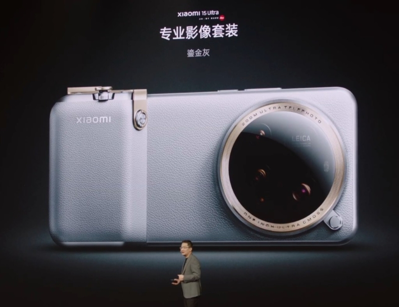 新一代專業(yè)影像套裝備有賣相華麗的鎏金灰版本。