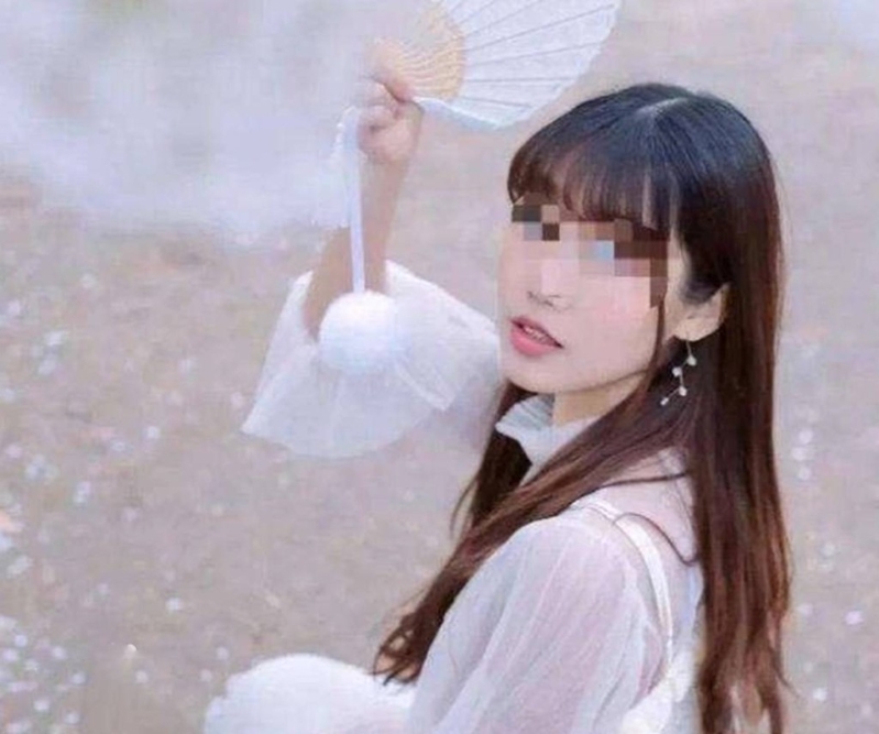 受害人包麗。