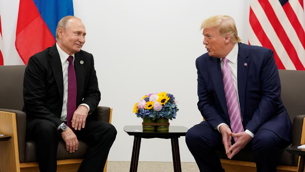 有消息人士預(yù)測，普京很可能在未來幾天內(nèi)致電特朗普，強(qiáng)調(diào)澤連斯基是一個無法理性溝通的領(lǐng)袖，必須被換掉。