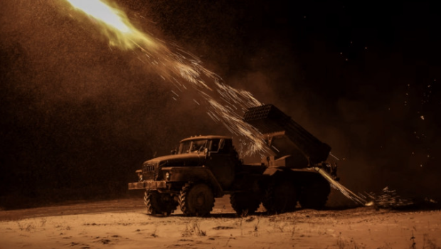 特朗普下令暫停對(duì)烏克蘭所有軍事援助 特朗普下令暫停對(duì)烏克蘭所有軍事援助