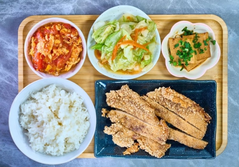 1.Art & Taste “吃什么2.0”結(jié)業(yè)重開臺(tái)灣味道