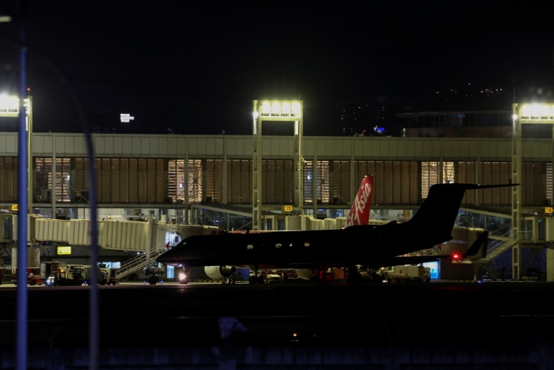 在馬尼拉被捕的杜特爾特被送往荷蘭海牙。路透社