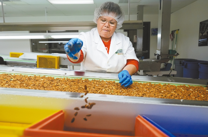 加州杏仁業(yè)面臨新關(guān)稅沖擊。