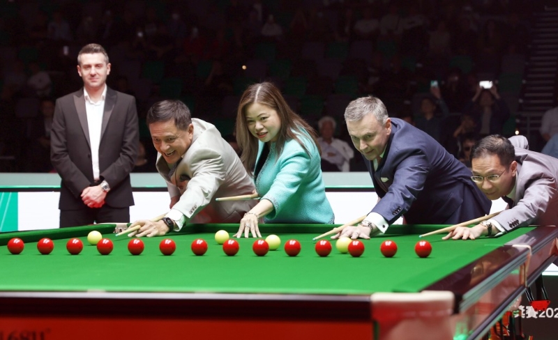 文化體育及旅游局局長羅淑佩（中）。 資料圖片