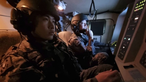 韓國軍方一架無人機(jī)今日與另一直升機(jī)發(fā)生相撞。