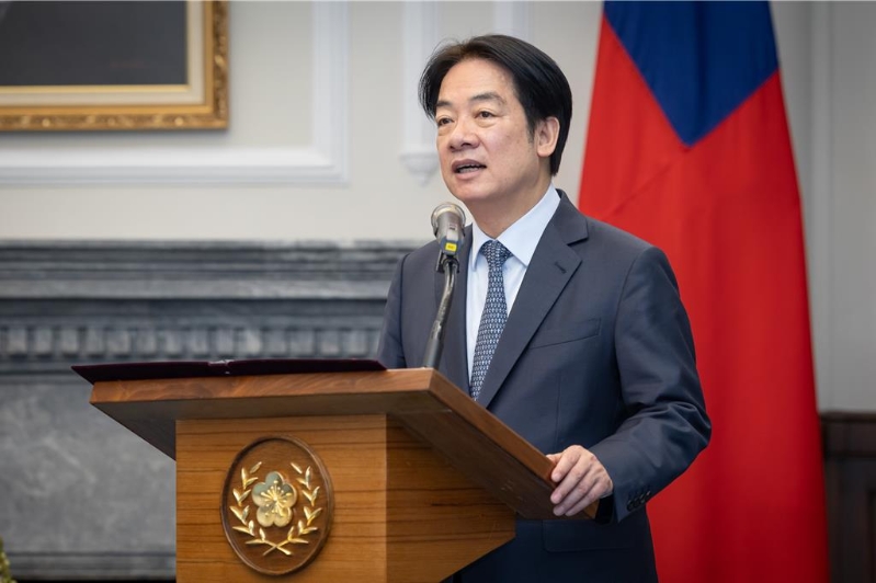 賴清德總統(tǒng)將大陸界定為「境外敵對勢力」，并因應(yīng)兩岸情勢推出所謂國安17條。（資料照片／總統(tǒng)府提供）