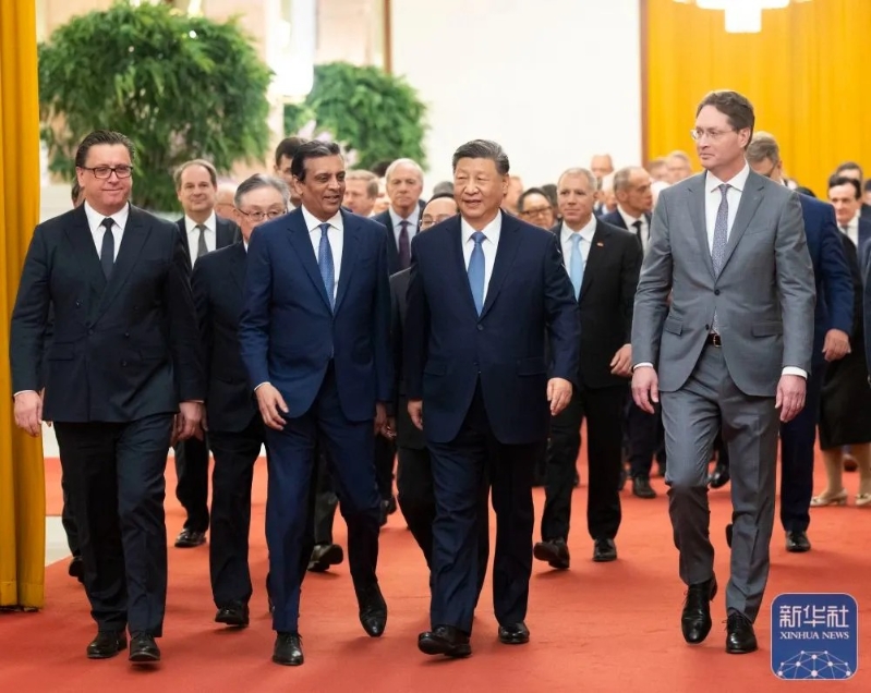 40余位外資企業(yè)全球董事長、首席執(zhí)行官和商協會代表參加會見。