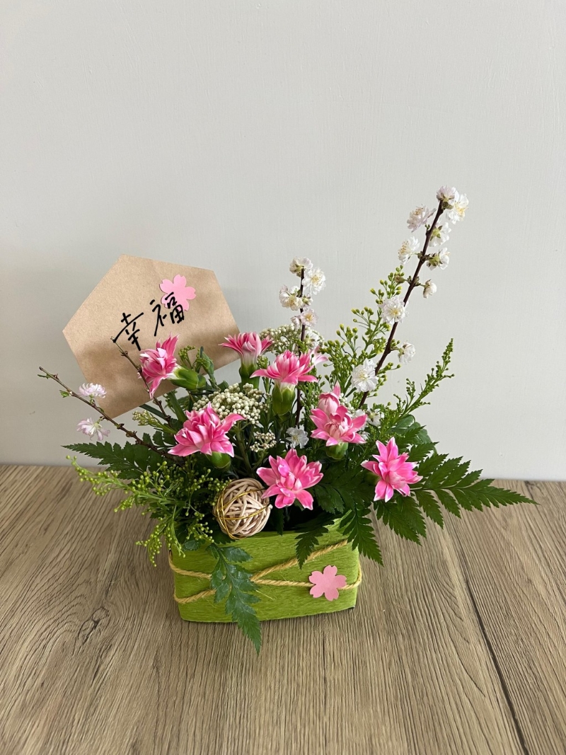 Green Shadow春之頌花藝工作坊 Green Shadow春之頌花藝工作坊