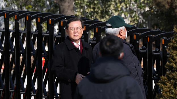 尹錫悅代表律師尹甲根對這次宣判結(jié)果表示遺憾。路透社