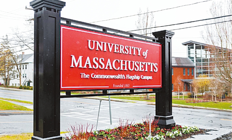 麻省大學阿姆赫斯特分校，確認有5名學生的學簽及合法留美的身分均被撤銷。 masslive.com 圖片