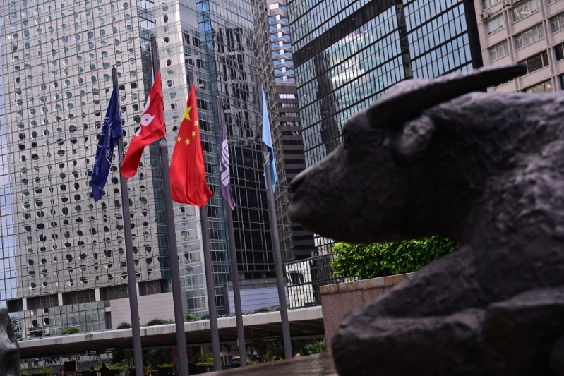 陳國基強調(diào)，美方是很有政治目的去加關稅，影響了本港的股票市場、營商環(huán)境等。