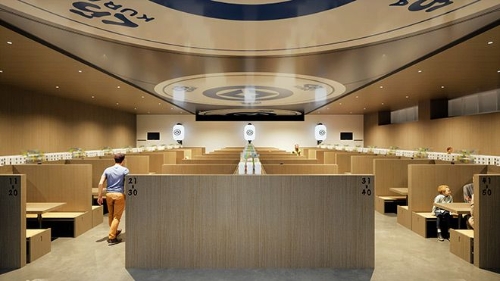 大阪世博開幕首天，「藏壽司」要等8小時(shí)入座。藏壽司圖片