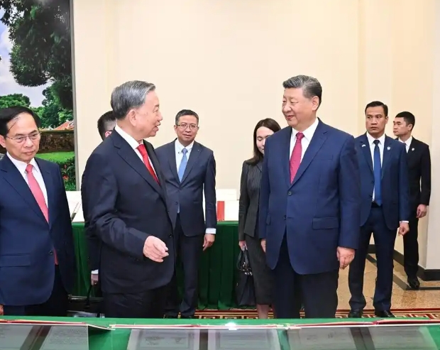 習(xí)近平和蘇林 習(xí)近平和蘇林