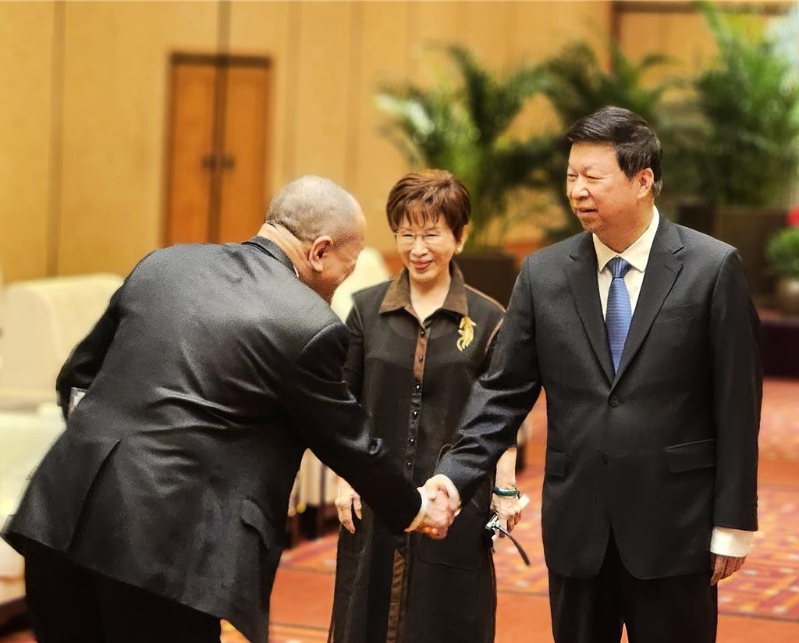 國臺辦主任宋濤17日在南京金陵飯店會見訪陸的中國國民黨前主席洪秀柱一行。