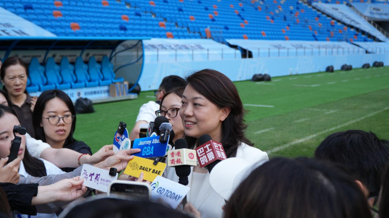 深圳市文化廣電旅游體育局黨組書記、局長，十五運會和殘?zhí)貖W會深圳賽區(qū)執(zhí)委會副主任劉蕾