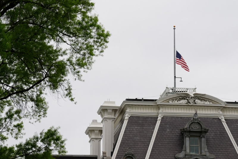 白宮為教宗逝世下半旗致哀。