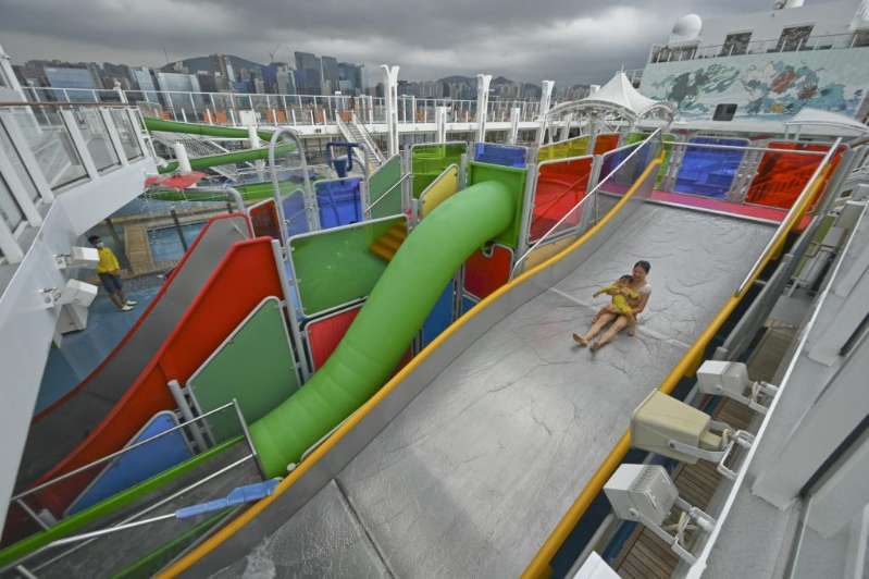 有旅行社東主指，郵輪上設不同活動，適合祖孫三代同游。