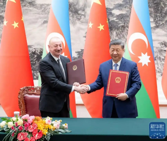 習(xí)近平和阿利耶夫 習(xí)近平和阿利耶夫