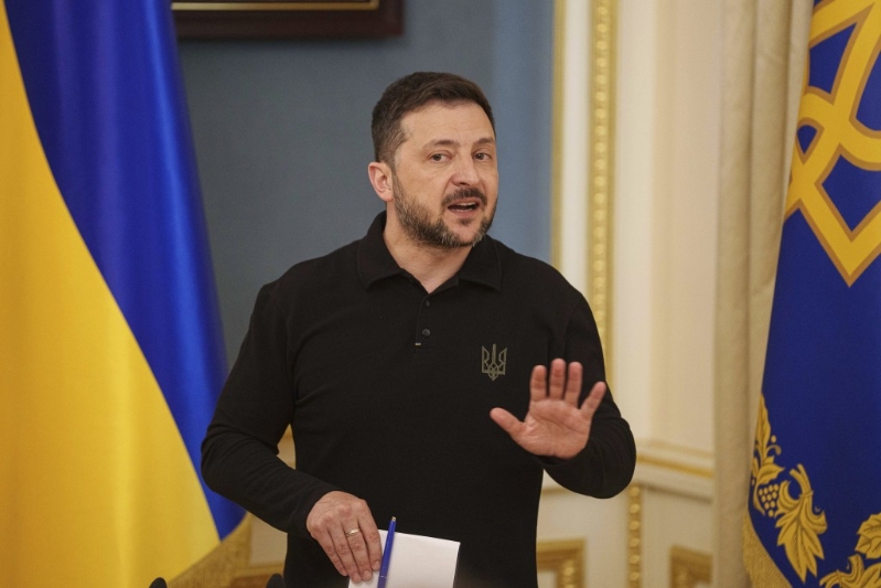 澤連斯基反駁特朗普的批評。美聯(lián)社