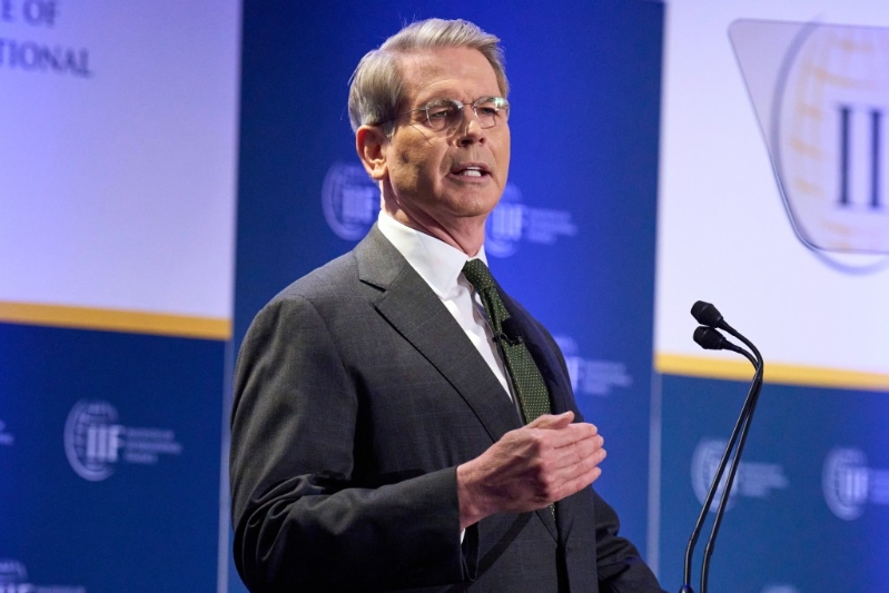 貝森特說(shuō)，中美兩國(guó)在降低關(guān)稅問(wèn)題上「尚未」展開(kāi)談判。美聯(lián)社