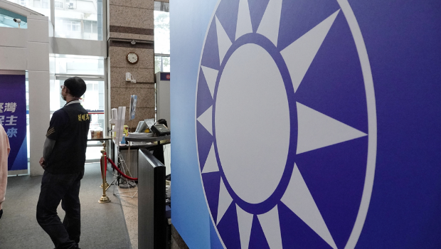 前“立委”郭正亮表示，國(guó)民黨臺(tái)北市5個(gè)“立委”全都過(guò)二階連署，讓他非常意外。