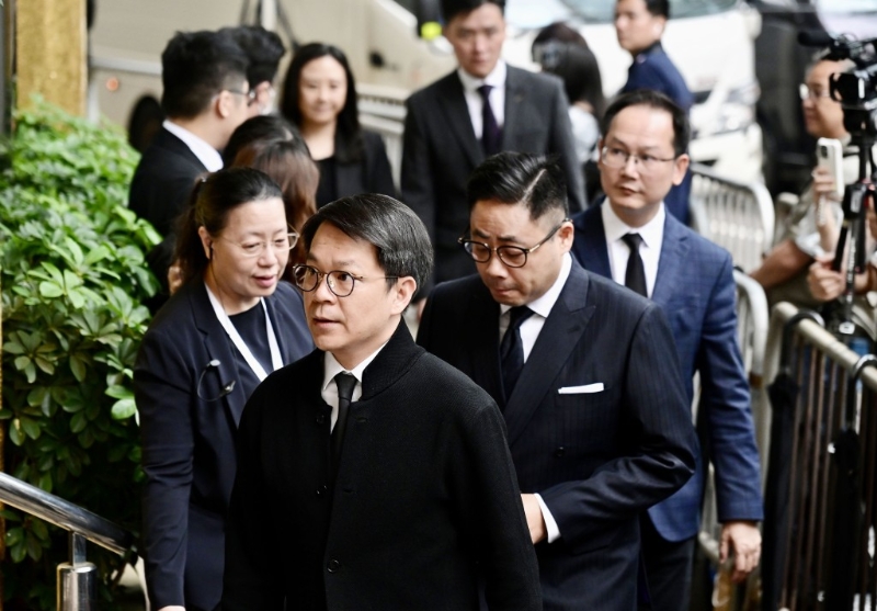 民建聯(lián)主席陳克勤率領(lǐng)一眾成員到場(chǎng)。 劉駿軒攝.jpg