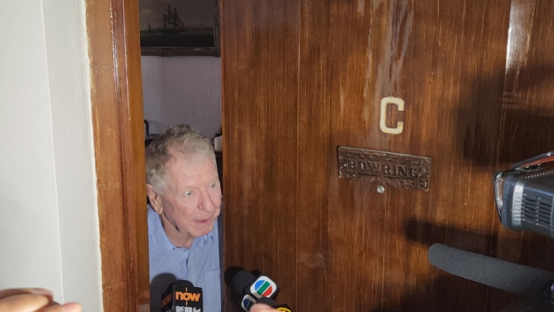 毛的丈夫應(yīng)門稱暫時不方便進(jìn)行訪問。 黎志偉攝