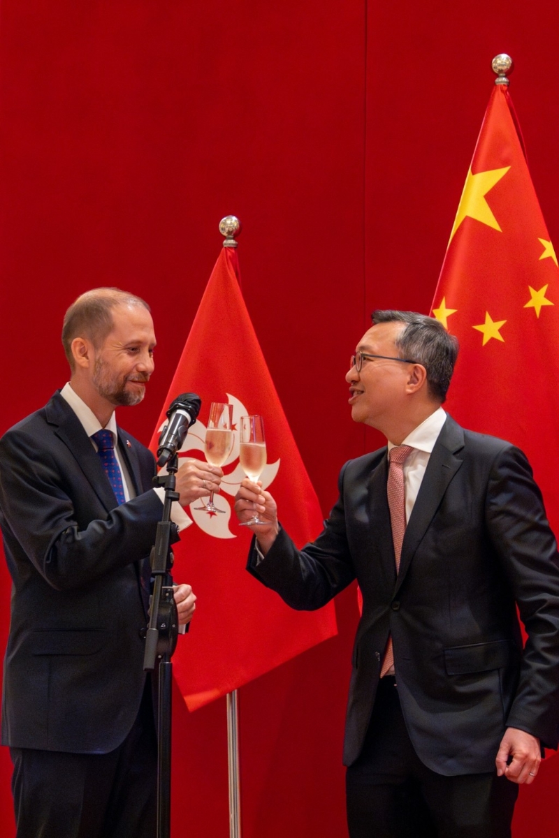 林定國出席波蘭憲法日慶?；顒?。 林定國fb圖片