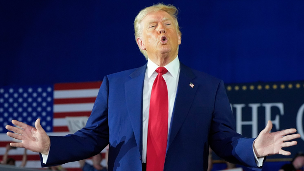 美國總統(tǒng)特朗普29日晚間在汽車重鎮(zhèn)密西根州舉行大型集會活動 美國總統(tǒng)特朗普29日晚間在汽車重鎮(zhèn)密西根州舉行大型集會活動