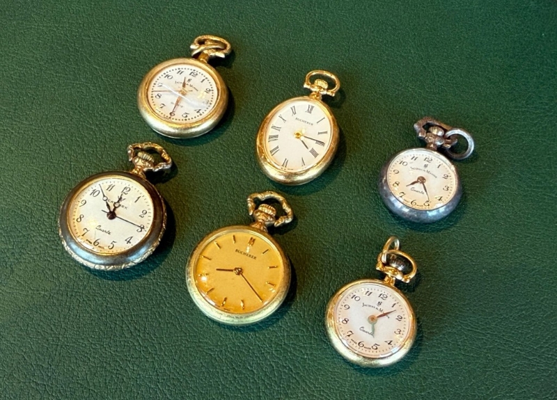 李兆基日常隨身攜帶的懷表及其他私人珍藏及真跡將首次公開展出， 緬懷李兆基的生活點滴。