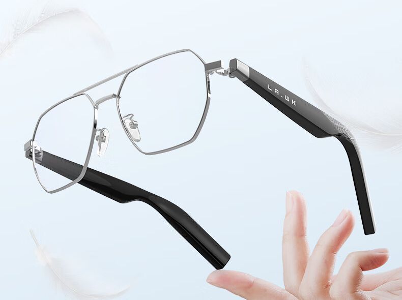 LAWK City AI定位非常親民，內(nèi)地定價(jià)999元人民幣。