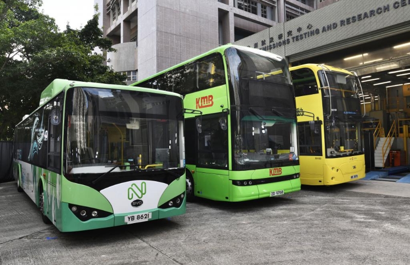 政府近年資助巴士公司購買電動(dòng)巴士。