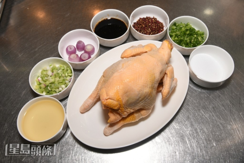 加入多種香料提升香味。