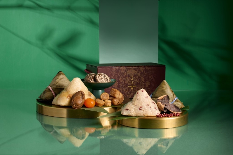 4_Summer_Palace_Mini_Deluxe_Sticky_Rice_250318_ISL_DBF0391stacked