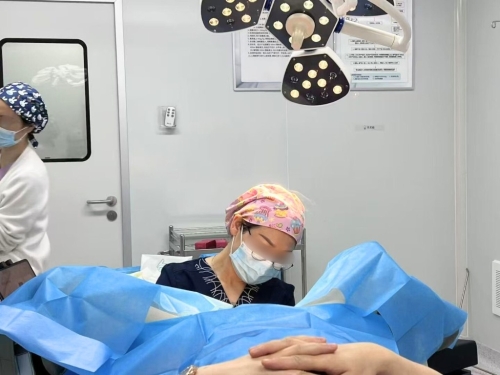 內(nèi)地近年興起為女士打“高潮針”的醫(yī)美服務(wù)。(來(lái)源：網(wǎng)上相片)