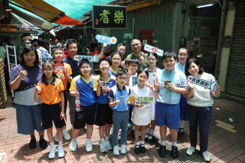 星島集團我要贊佢學(xué)生大使熱心公益，為社會發(fā)放正力量。