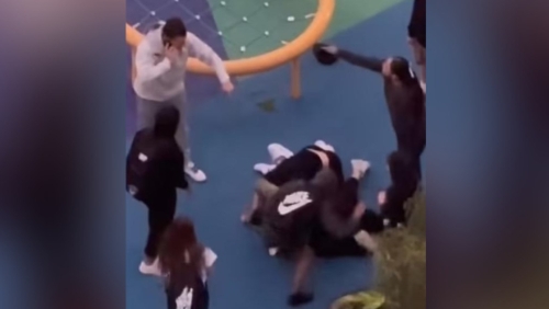 華裔女子在悉尼街頭被毆影片在社交平臺瘋傳。