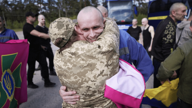 俄烏開(kāi)戰(zhàn)以來(lái)最大規(guī)模換俘展開(kāi)