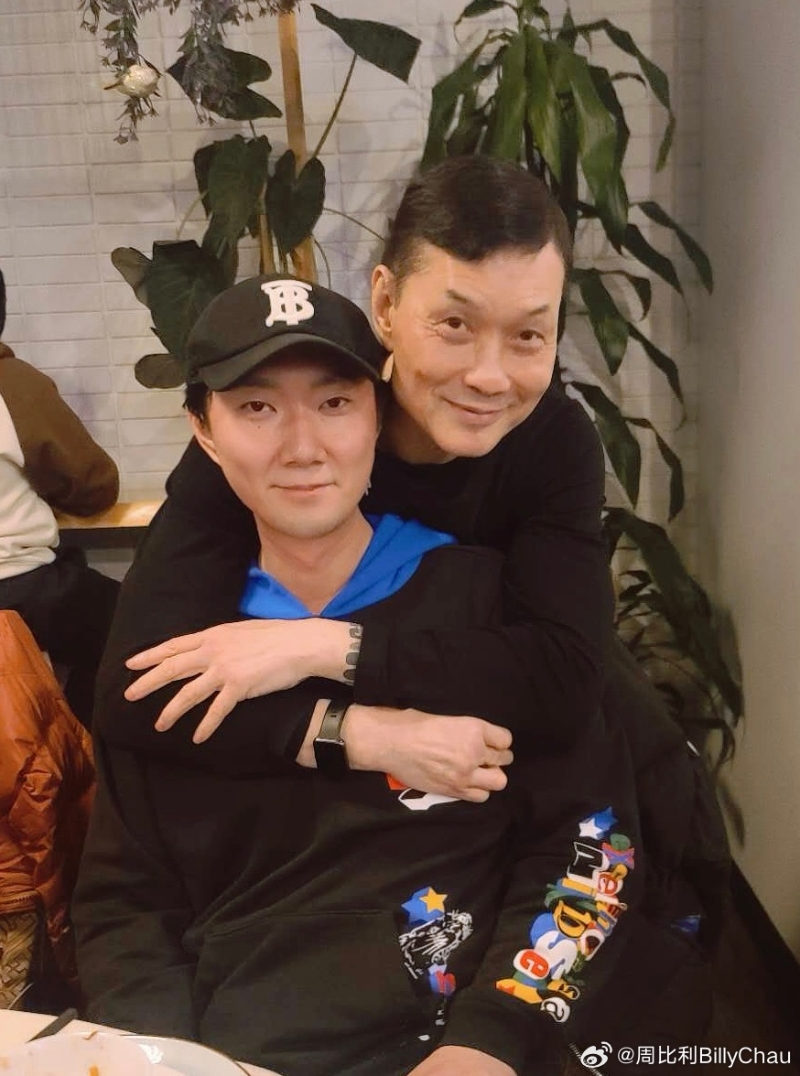 周比利日前返港，其真實(shí)狀態(tài)與實(shí)際年齡有出入。3