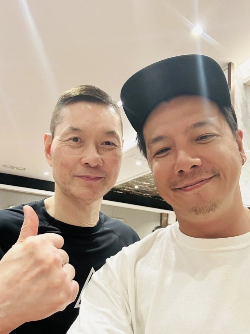 周比利日前返港，其真實(shí)狀態(tài)與實(shí)際年齡有出入。1